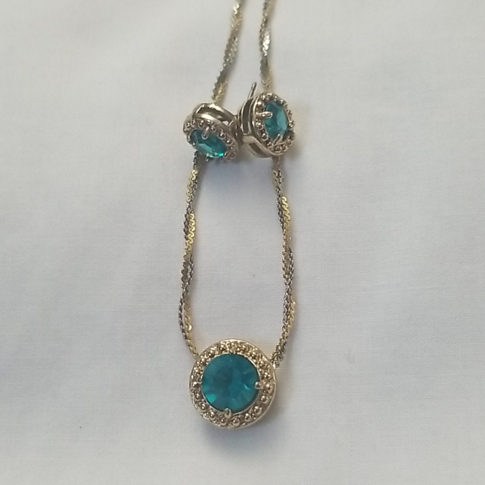 Necklace and earings